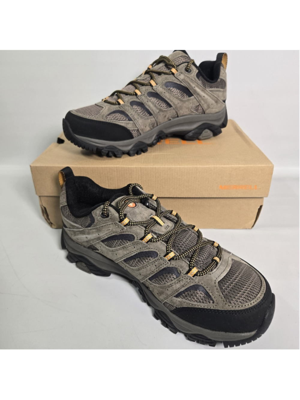 Merrell Moab 3 Mid Hiking Boots Men's 9 Wide Gray Vibram Trail Shoes NIB Rugged